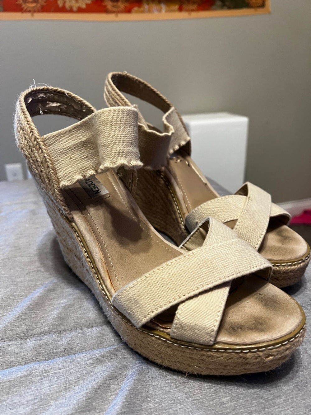 Steve Madden Beige Canvas Espadrille Wedge Sandals